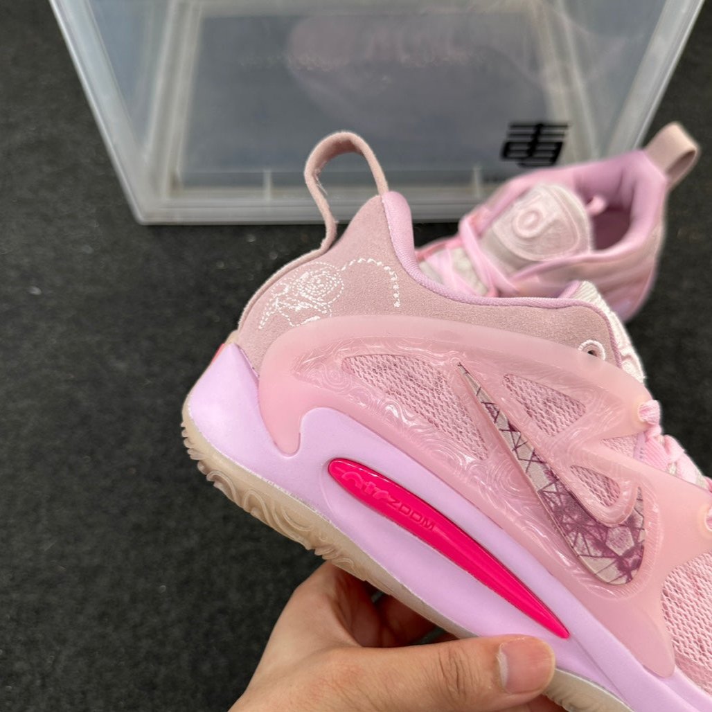 KD Durant 15 'Aunt Pearl'