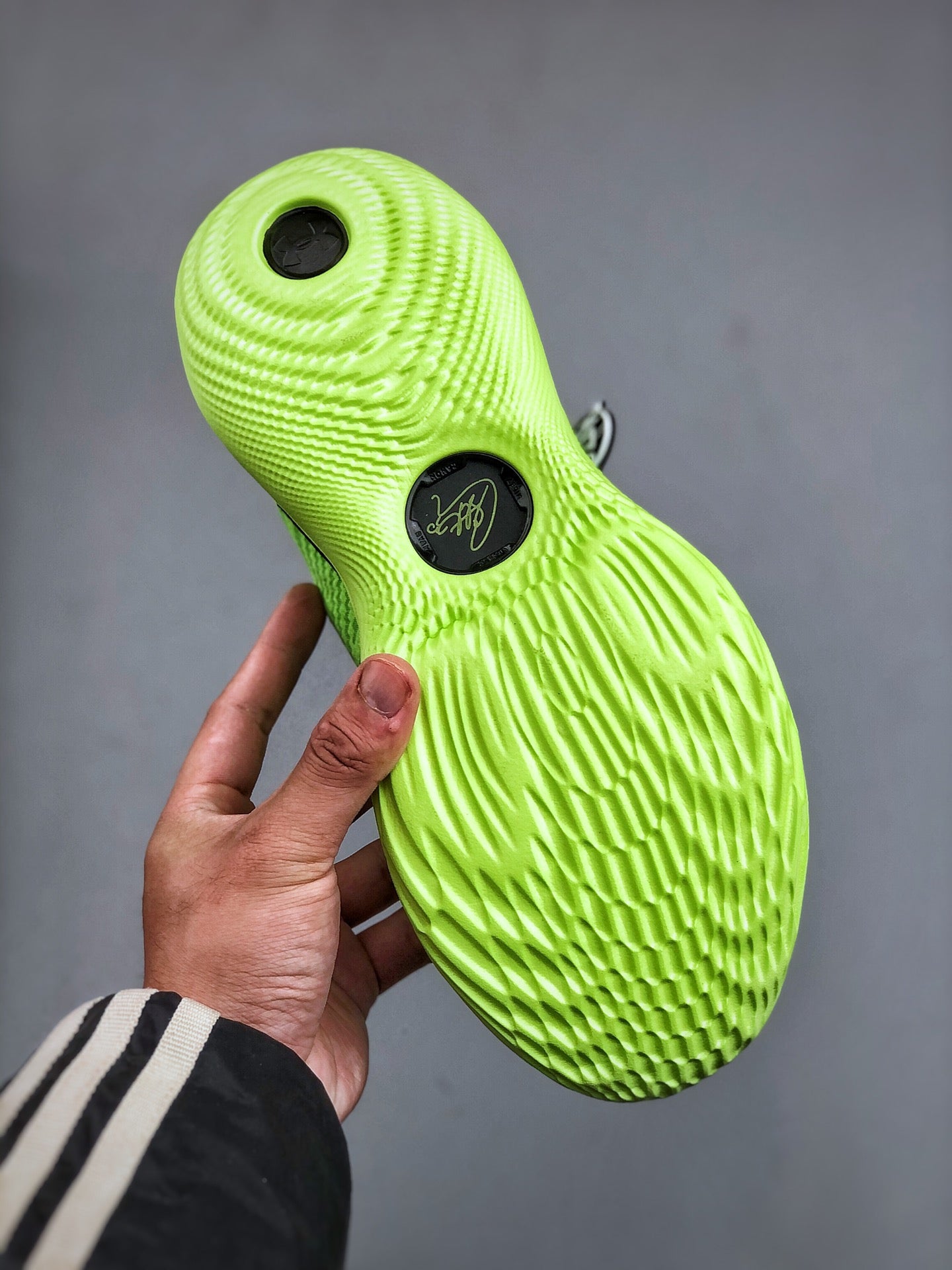 Under Armor Curry 12 'Extraterrestrial'