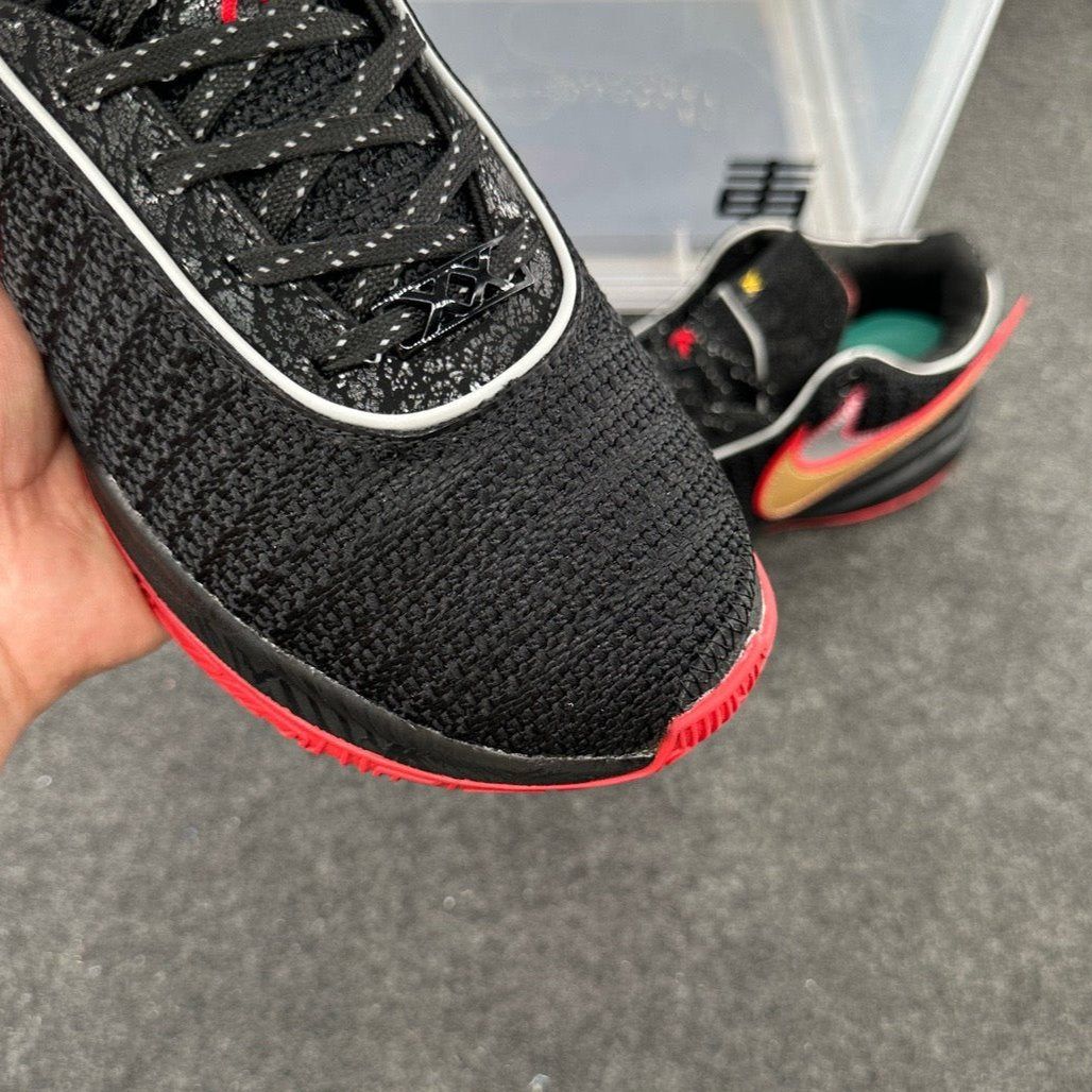 LeBron XX 20 'Bred'